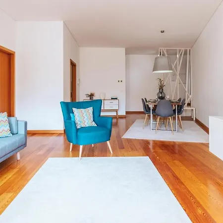 Apartment Mouzinho Downtown 2br W/ Parking By Lovelystay Porto