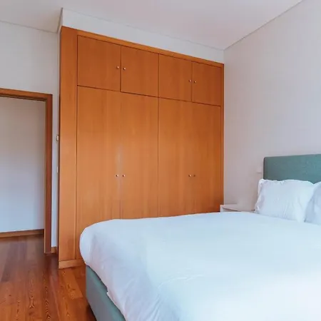 Apartment Mouzinho Downtown 2br W/ Parking By Lovelystay *